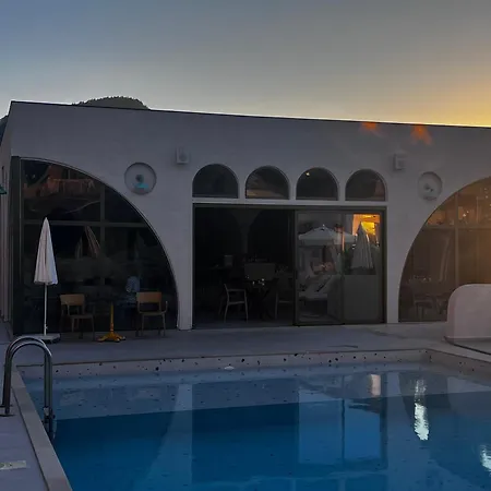 Hayat Hotel